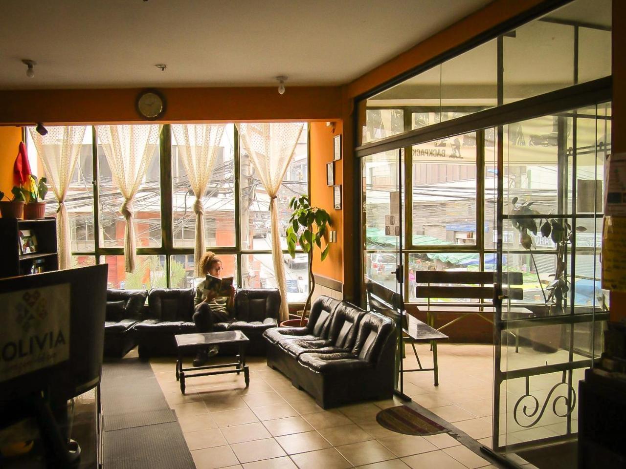 Hostal Canoa La Paz Zewnętrze zdjęcie