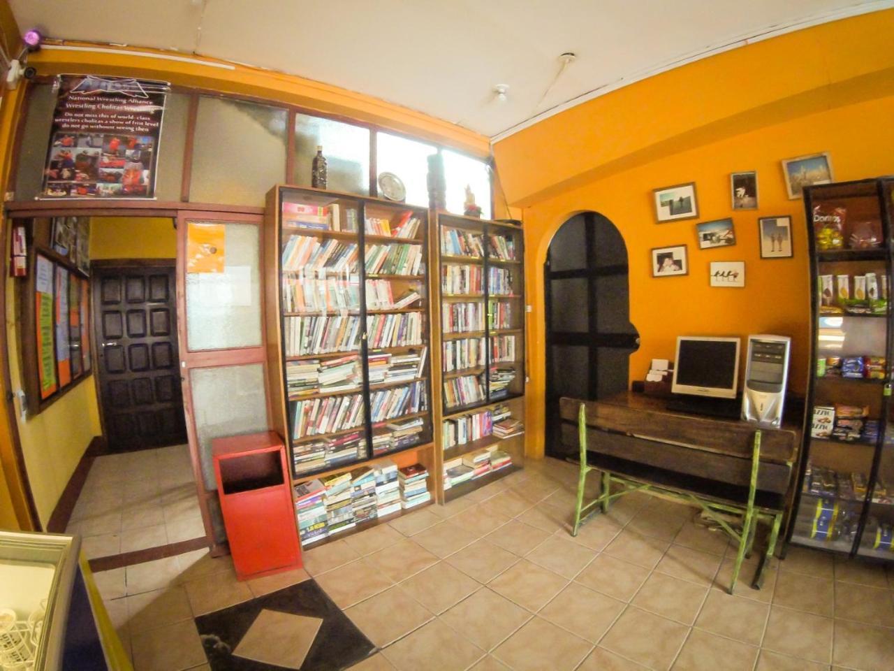 Hostal Canoa La Paz Zewnętrze zdjęcie
